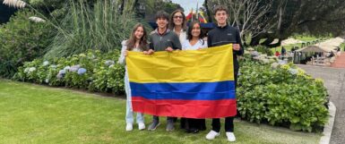 students holding flag of Collumbia
